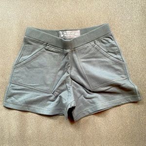 Gym shorts - gray